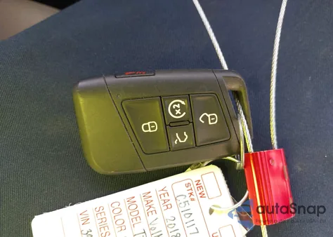 2018 Volkswagen Tiguan 2.0T Se/2.0T Sel из США, поврежденный, VIN 3VV3B7AX4JM073965